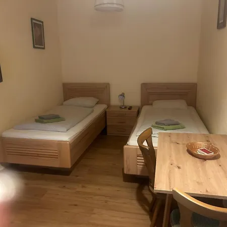 Mit Seeterasse & Zur Landeroith Hotel *