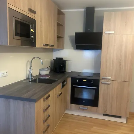 Mit Seeterasse & Zur Landeroith Hotel