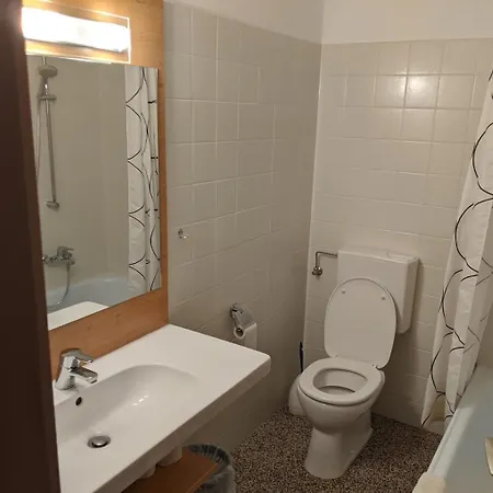 Hotel Mit Seeterasse & Zur Landeroith Weyregg am Attersee