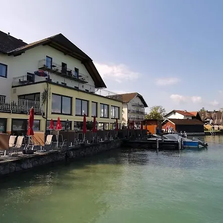 Mit Seeterasse & Zur Landeroith * Weyregg am Attersee