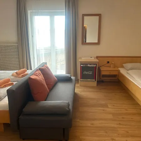 Mit Seeterasse & Zur Landeroith