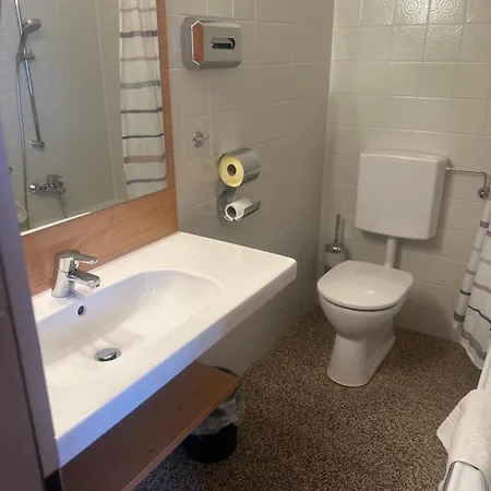 Mit Seeterasse & Zur Landeroith