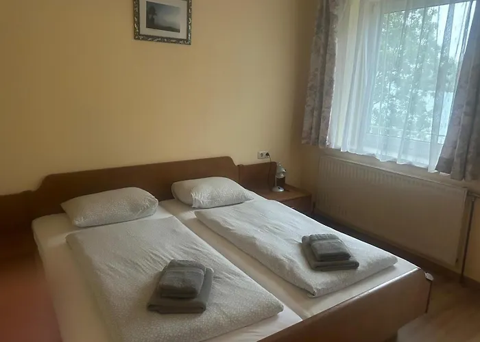 Mit Seeterasse & Zur Landeroith * Weyregg