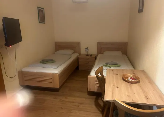 Mit Seeterasse & Zur Landeroith Ξενοδοχείο *