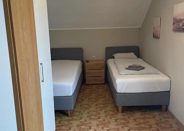 Mit Seeterasse & Zur Landeroith