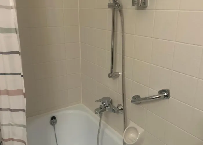 Ξενοδοχείο Mit Seeterasse & Zur Landeroith